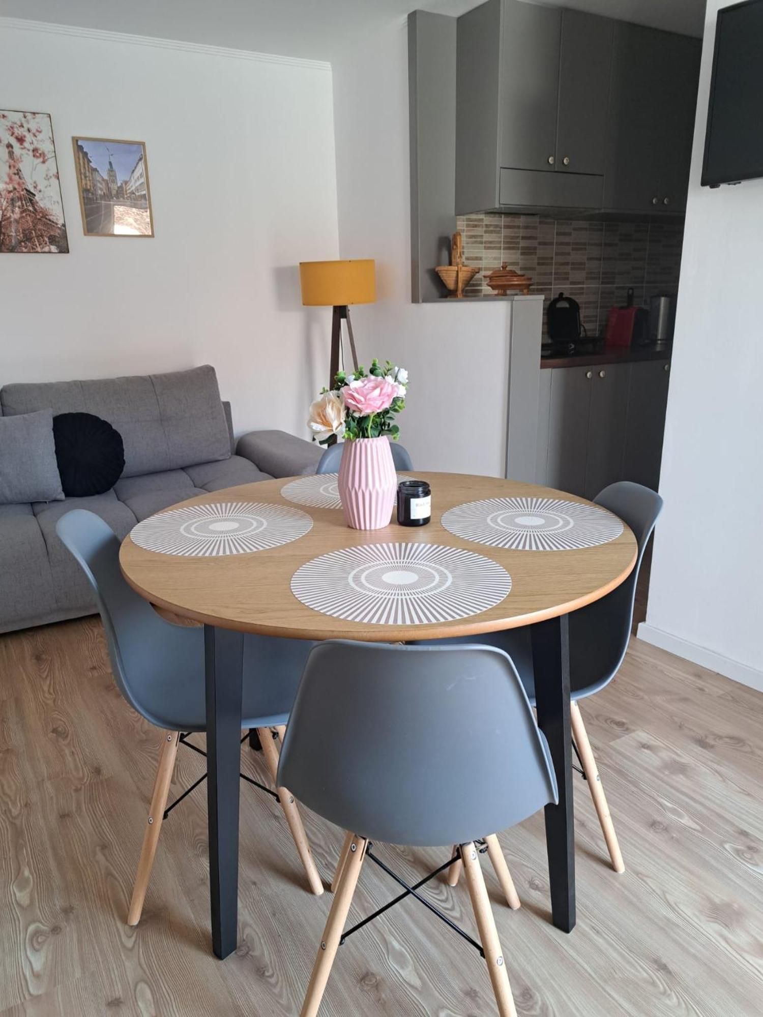 Free Garage In The Center-Delicia 4 Studio! 시비우 외부 사진
